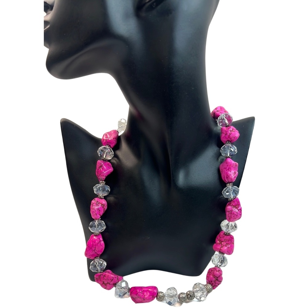 Pink Dyed Magnesite Stone Chunky Statement Necklace with Crystal Beads